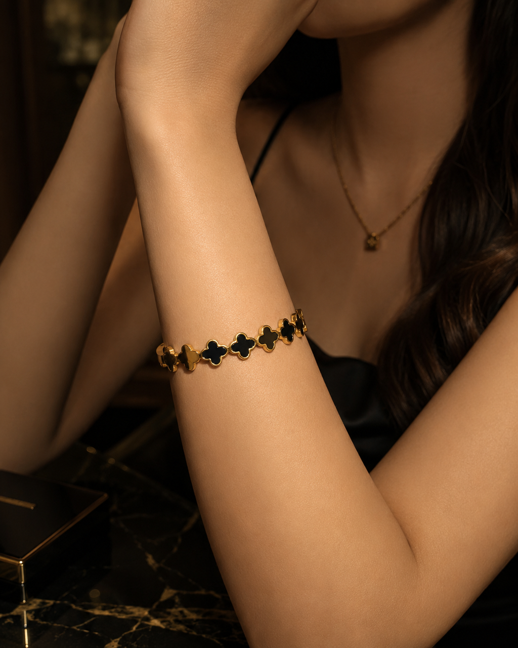 Noir Clover Luxe Bracelet